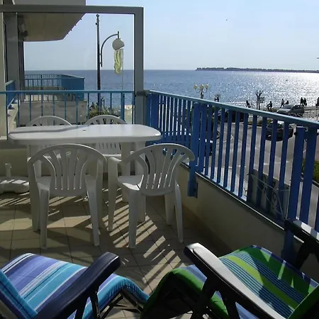 La Baule Bord De Mer Appt 2 Pieces Vue Laterale Mer 4 Pers *